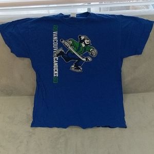 Vancouver Canucks T-shirt